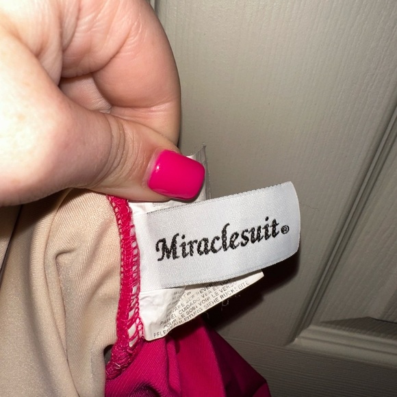 Miraclesuit pink ruched One Piece Swimsuit beach vacation pool summer - Picture 2 of 13